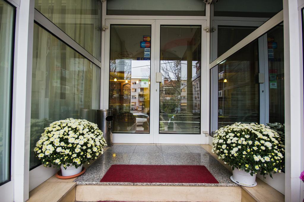 Hotel Residence Inn Skopje Eksteriør bilde