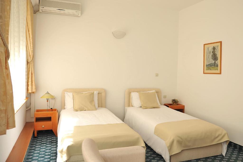 Hotel Residence Inn Skopje Rom bilde