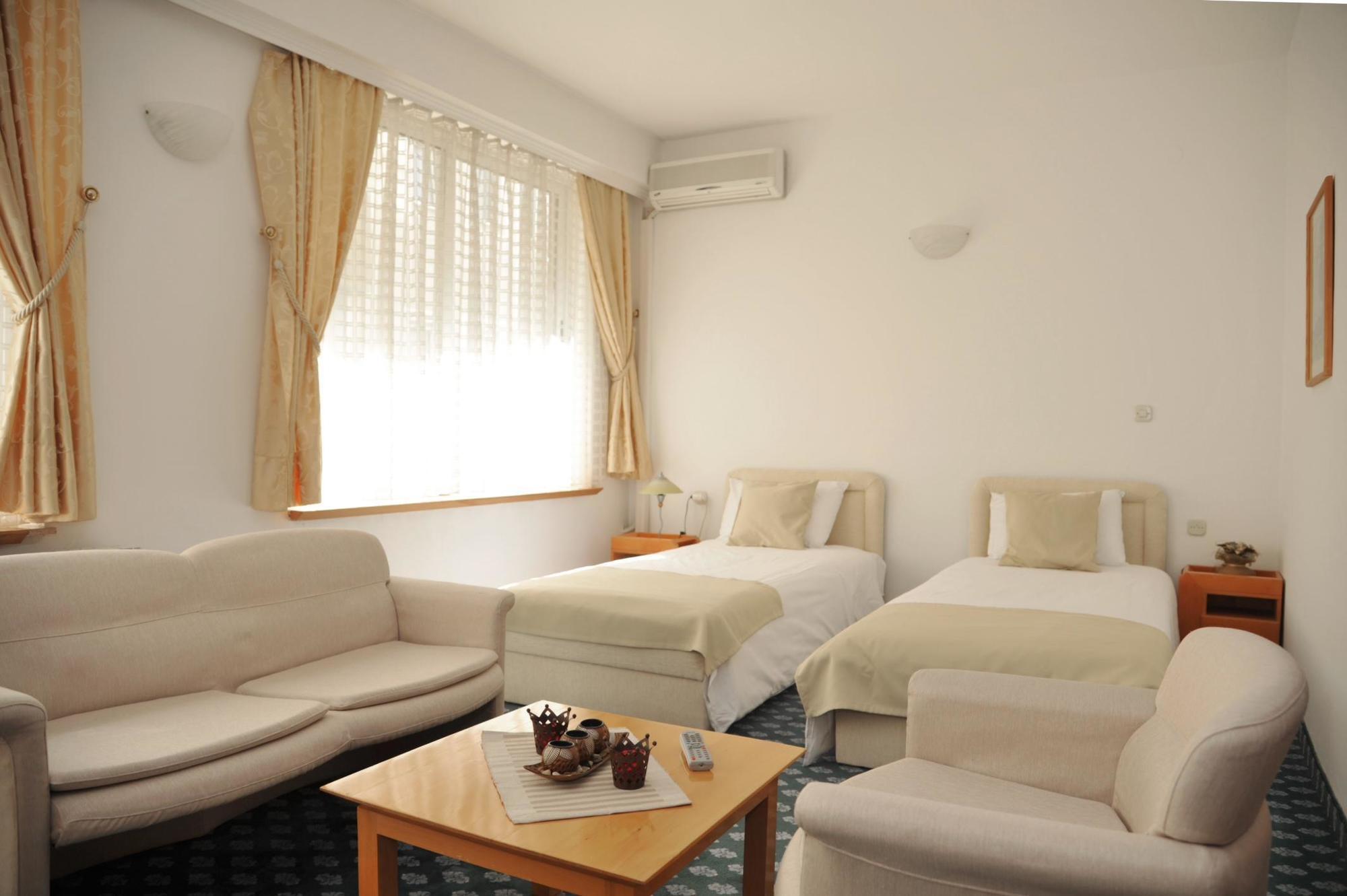 Hotel Residence Inn Skopje Eksteriør bilde