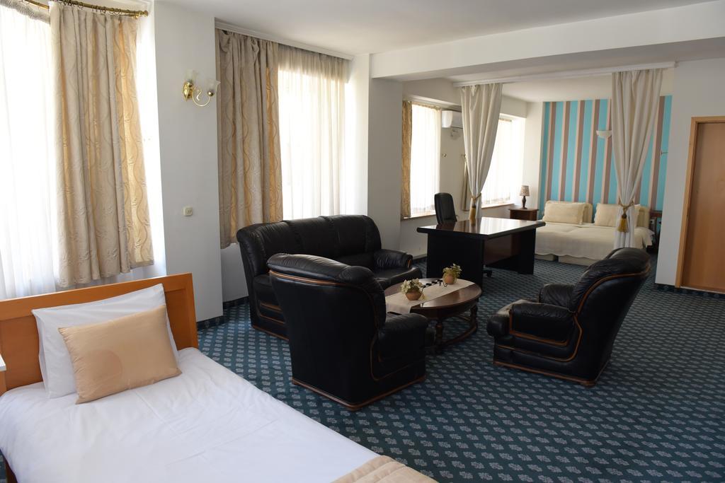 Hotel Residence Inn Skopje Eksteriør bilde