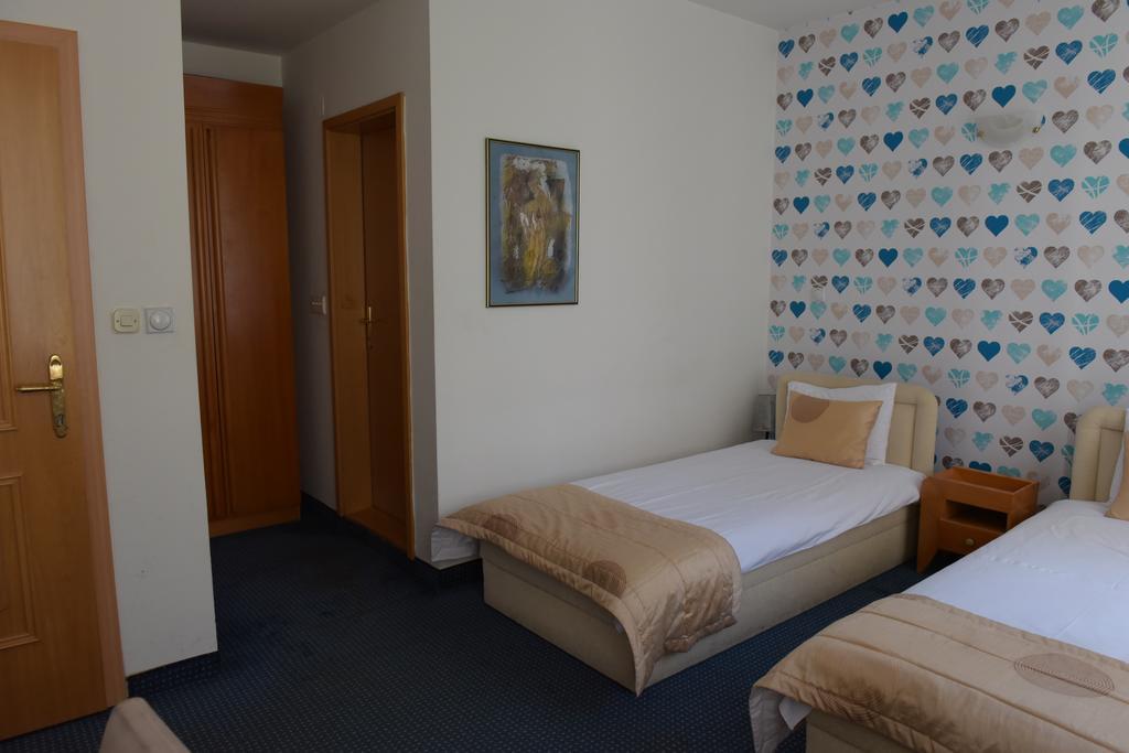 Hotel Residence Inn Skopje Eksteriør bilde