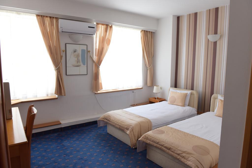 Hotel Residence Inn Skopje Eksteriør bilde